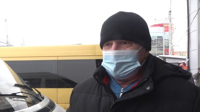 На Тернопільщині через снігопади ускладнений проїзд На Тернопільщині через снігопади ускладнений проїзд