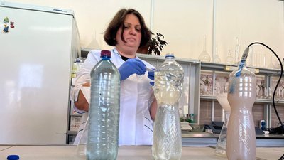 Забруднили річку стічними водами: екоінспектори у Житомирі відібрали проби на дослідження Забруднили річку стічними водами: екоінспектори у Житомирі відібрали проби на дослідження