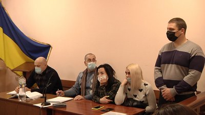 Справа Стерненка: суд долучив два томи результатів медичних ескспертиз Справа Стерненка: суд долучив два томи результатів медичних ескспертиз