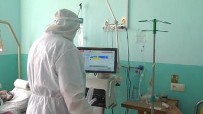 Барська ЦРЛ на Вінниччині на 60% заповнена пацієнтами хворими на COVID-19 Барська ЦРЛ на Вінниччині на 60% заповнена пацієнтами хворими на COVID-19