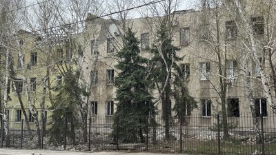 "Вбивають тих, хто не може дати відсіч. Це не війна, а бандитизм": краматорці — про вечірні бомбові удари 3 квітня "Вбивають тих, хто не може дати відсіч. Це не війна, а бандитизм": краматорці — про вечірні бомбові удари 3 квітня