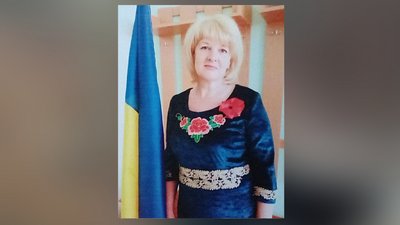На Житомирщині жительки села шиють безкоштовні екосумки для своїх односельців