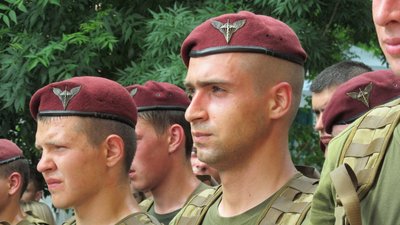 Одеські курсанти вшанували пам’ять загиблого на Донбасі випускника Військової академії Одеські курсанти вшанували пам’ять загиблого на Донбасі випускника Військової академії