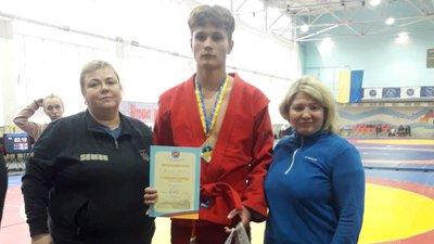 Самбісти Сумщини змагались на чемпіонаті України з боротьби самбо серед кадетів Самбісти Сумщини змагались на чемпіонаті України з боротьби самбо серед кадетів