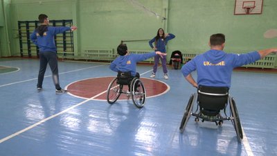 Танці колісні крісла підготовка змагання тренування Слов’янськ Донецька область чемпіонат світу Італія Танці колісні крісла підготовка змагання тренування Слов’янськ Донецька область чемпіонат світу Італія