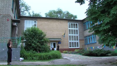 Мати вихованців дитсадка у Запоріжжі скаржиться на цькування через відмову здати гроші на ремонт