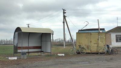 На Полтавщині майже півтора місяці до частини сіл Диканської громади не їздить приватний автобус