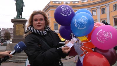 "Не повинно бути сторонніх людей". В Одесі стартувала щорічна акція "Збери добрий подарунок" "Не повинно бути сторонніх людей". В Одесі стартувала щорічна акція "Збери добрий подарунок"