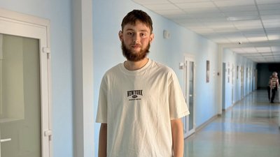 18-річний Максим Колос