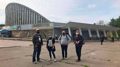 У Херсоні стартував форум «Херсонський модернізм: назад у майбутнє» У Херсоні стартував форум «Херсонський модернізм: назад у майбутнє»