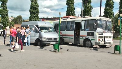 Автостанція №2, звідки курсує транспорт за різними напрямками в області