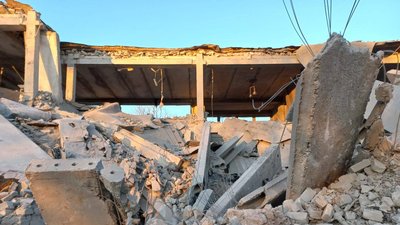 РФ випустила три ракети "С-300" по будинку культури та школі у селі на Харківщині