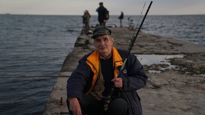 Цвітіння води, стоки та дрейфуючі міни: екологія Чорного моря очима експертів Цвітіння води, стоки та дрейфуючі міни: екологія Чорного моря очима експертів