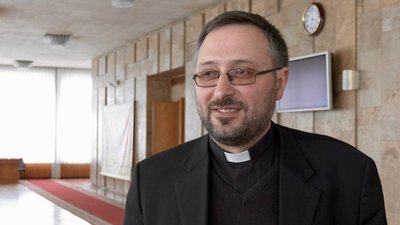 Олександр Кушта, священник римо-католицької церкви під час форуму Олександр Кушта, священник римо-католицької церкви під час форуму