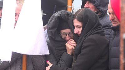 На Тернопільщині попрощалися із бійцем Олександром Михайловським На Тернопільщині попрощалися із бійцем Олександром Михайловським