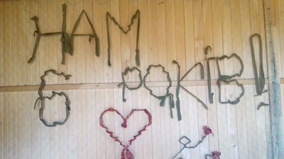 Волонтери виплели "вітальну листівку" Волонтери виплели "вітальну листівку"