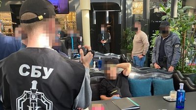 СБУ спіймала керівника підприємства НАН на вимаганні 200 тисяч доларів