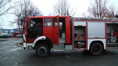 На Житомирщині за благодійні кошти бердичівським рятувальникам придбали пожежний автомобіль На Житомирщині за благодійні кошти бердичівським рятувальникам придбали пожежний автомобіль