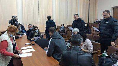 Засідання щодо передачі виборчих документів на міську ТВК