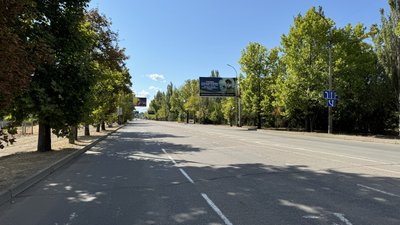 Обмеження руху на трасі М-14, обстріли Херсона та передмістя. 1281 день війни: ситуація в Херсонській області