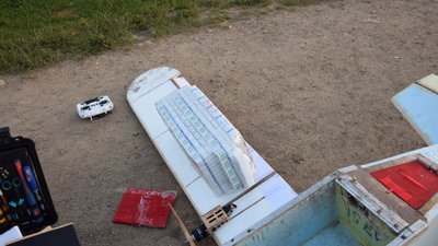 На Буковині затримали двох чоловіків, які ймовірно хотіли доправити контрабанду безпілотником