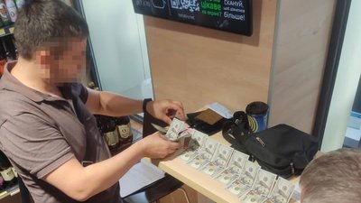 Перетворив військовозобов'язаних на "польських студентів". Затримали викладача київського вишу