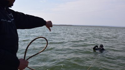 Одеські прикордонники обстежили понад 7 тисяч кв. м дна у пошуках контрабанди Одеські прикордонники обстежили понад 7 тисяч кв. м дна у пошуках контрабанди