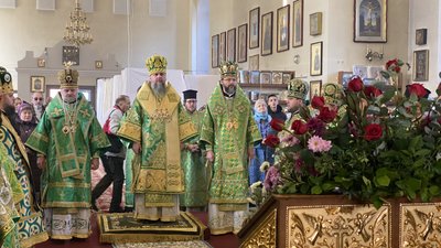 У Полтаві провели богослужіння під керівництвом митрополита Київського і всієї України Епіфанія У Полтаві провели богослужіння під керівництвом митрополита Київського і всієї України Епіфанія