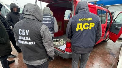 На Волині викрили схему купівлі-продажу авто під виглядом гуманітарної допомоги