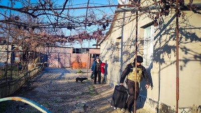 Із прифронтових Кушугума та Комишувахи на Запоріжжі евакуювали трьох людей