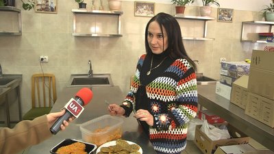 Завідувачка бібліотеки Галицького коледжу Ольга Вовчук Завідувачка бібліотеки Галицького коледжу Ольга Вовчук