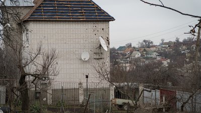 Ракета влучила в приватний сектор Дніпра Ракета влучила в приватний сектор Дніпра