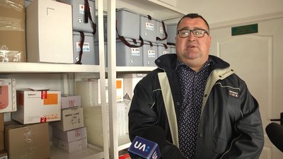 На Житомирщину привезли 1700 флаконів ліків від коронавірусу