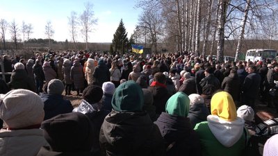 У Боромлі на Сумщині попрощалися з бойовим медиком Романом Дем’яненком У Боромлі на Сумщині попрощалися з бойовим медиком Романом Дем’яненком