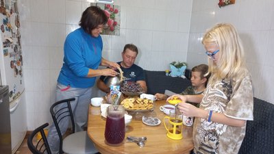 Сім’я Ляшенків з Полтавщини виховує сімох дітей: трьох рідних та чотирьох названих