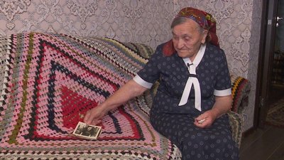 "Хотіла забрати Коран, а там вже — попіл". Спогади депортованої з Криму Ресміє Абдуллаєвої