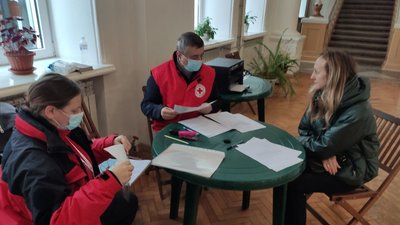 Грошова допомога від Червоного Хреста: як її можуть отримати жителі Тернопільщини Грошова допомога від Червоного Хреста: як її можуть отримати жителі Тернопільщини