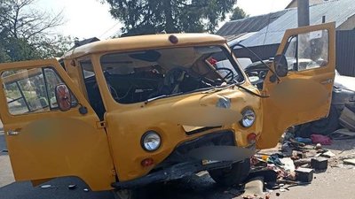 Одна людина загинула, семеро травмованих: наслідки аварії у місті на Волині Одна людина загинула, семеро травмованих: наслідки аварії у місті на Волині