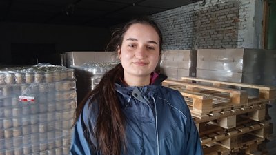 Продуктові набори жителям Харківщини формують волонтери в Тернополі