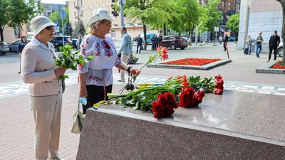 У Дніпрі вшанували пам’ять Тараса Шевченка з нагоди 160 річниці перепоховання