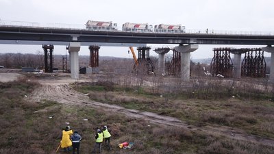 Укравтодор опублікував результати випробувань запорізького мосту Укравтодор опублікував результати випробувань запорізького мосту
