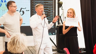 У Франківську проводять благодійні ігри "Що? Де? Коли?", щоб зібрати гроші для бійців "десятки"