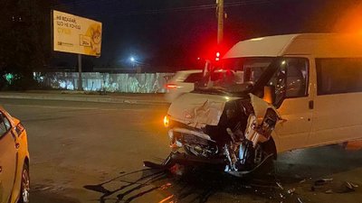 ДТП, мікроавтобус Ford Transit, Франківськ