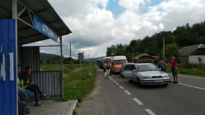 На Львівщині знову перекривають дорогу Львів-Ужгород: четверо людей оголосили голодування На Львівщині знову перекривають дорогу Львів-Ужгород: четверо людей оголосили голодування
