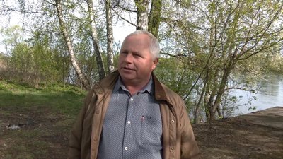 Як жителі підтоплених сіл Чернігівщині добираються до населених пунктів Як жителі підтоплених сіл Чернігівщині добираються до населених пунктів