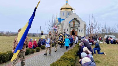 Назавжди 35: у громаді на Черкащині провели в останню путь захисника