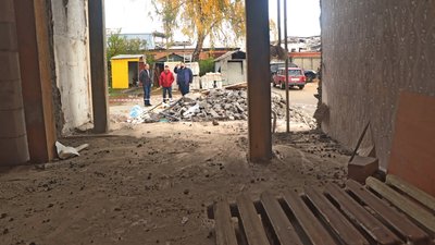 Щоб перезимувати: в Охтирці відновлюють пошкоджені через війну будинки Щоб перезимувати: в Охтирці відновлюють пошкоджені через війну будинки