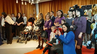 У Луцьку відбувся "Стрітенський бал" за участю людей з інвалідністю У Луцьку відбувся "Стрітенський бал" за участю людей з інвалідністю
