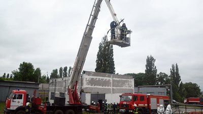 У Миколаєві відбулися тактико-спеціальні навчання рятувальників У Миколаєві відбулися тактико-спеціальні навчання рятувальників