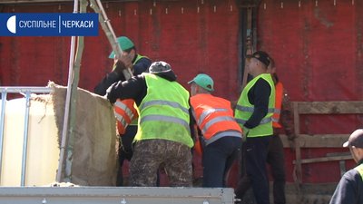 У Черкасах висадили платанову алею